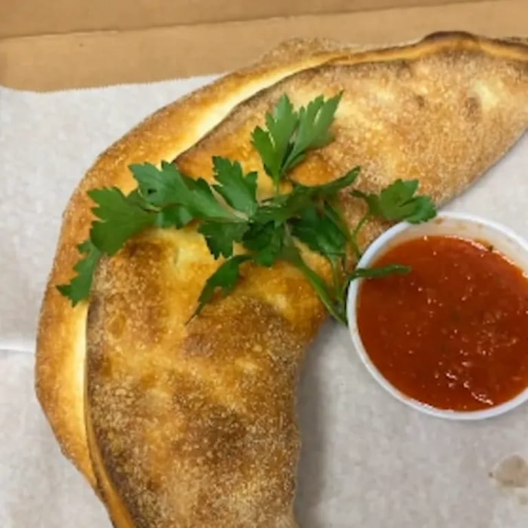 Delicious Stromboli: A Taste of Italy